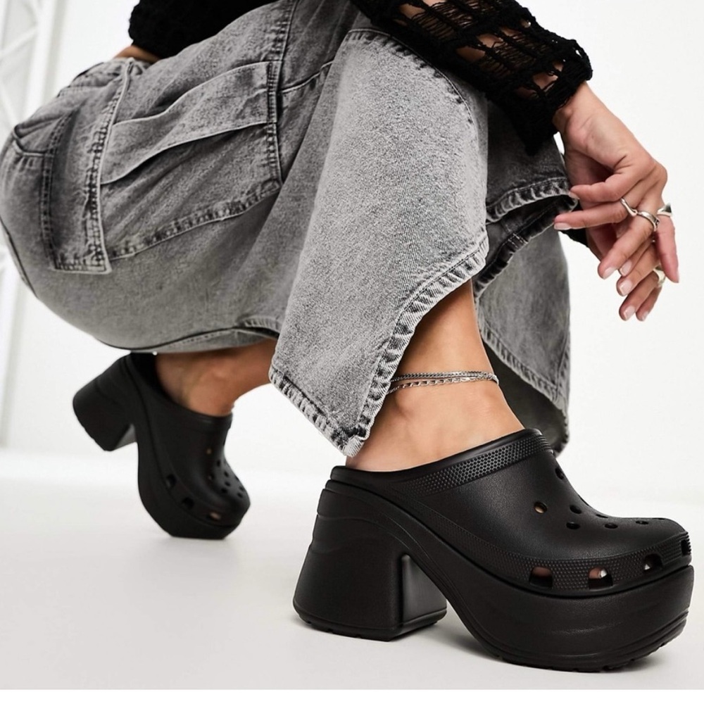 NEW Crocs Siren Clog Black Platform Heeled Clogs Mules Heels Sandals 8 8.5 38 39